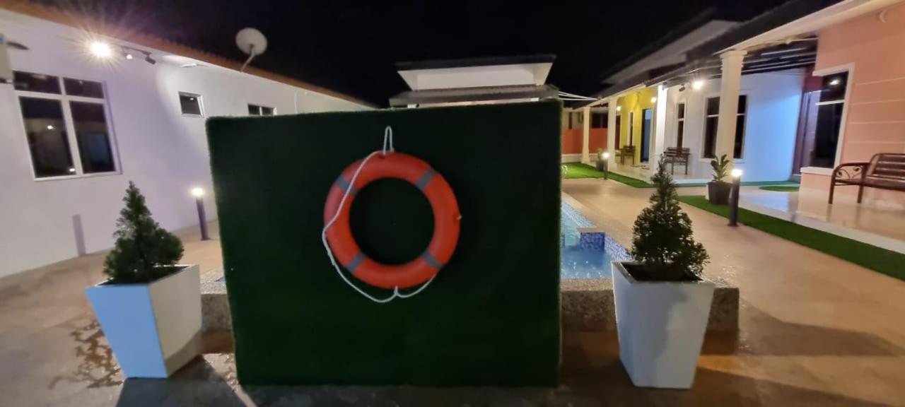 Homestay Anzra Home2stay