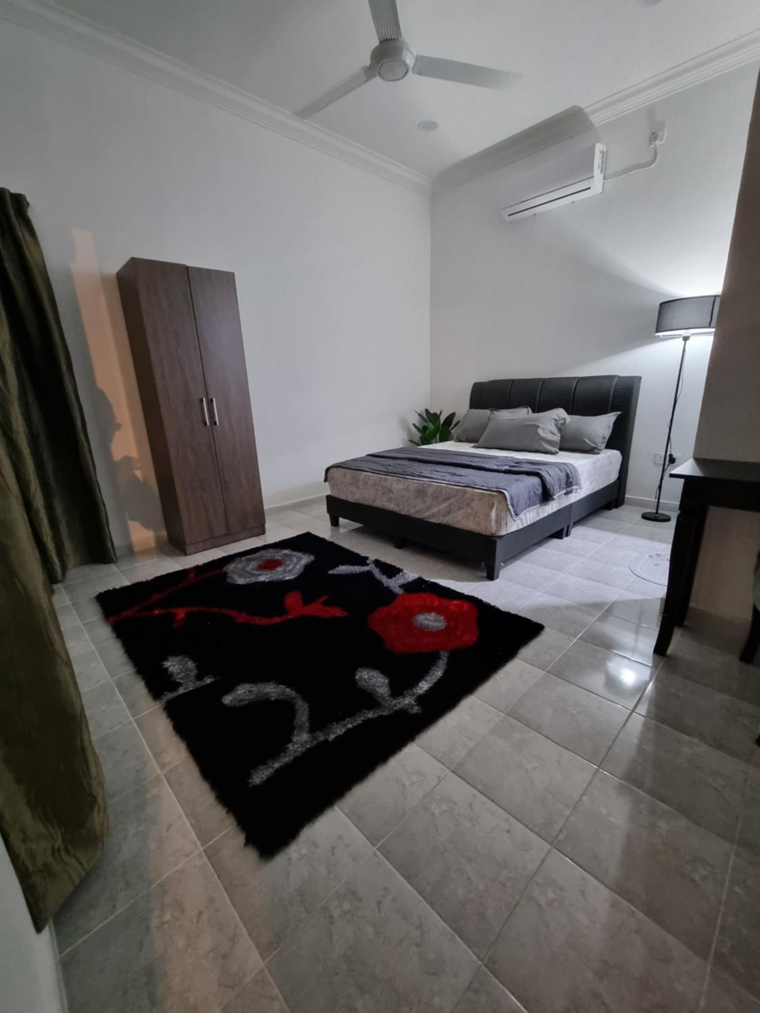 Homestay Anzra Home2stay