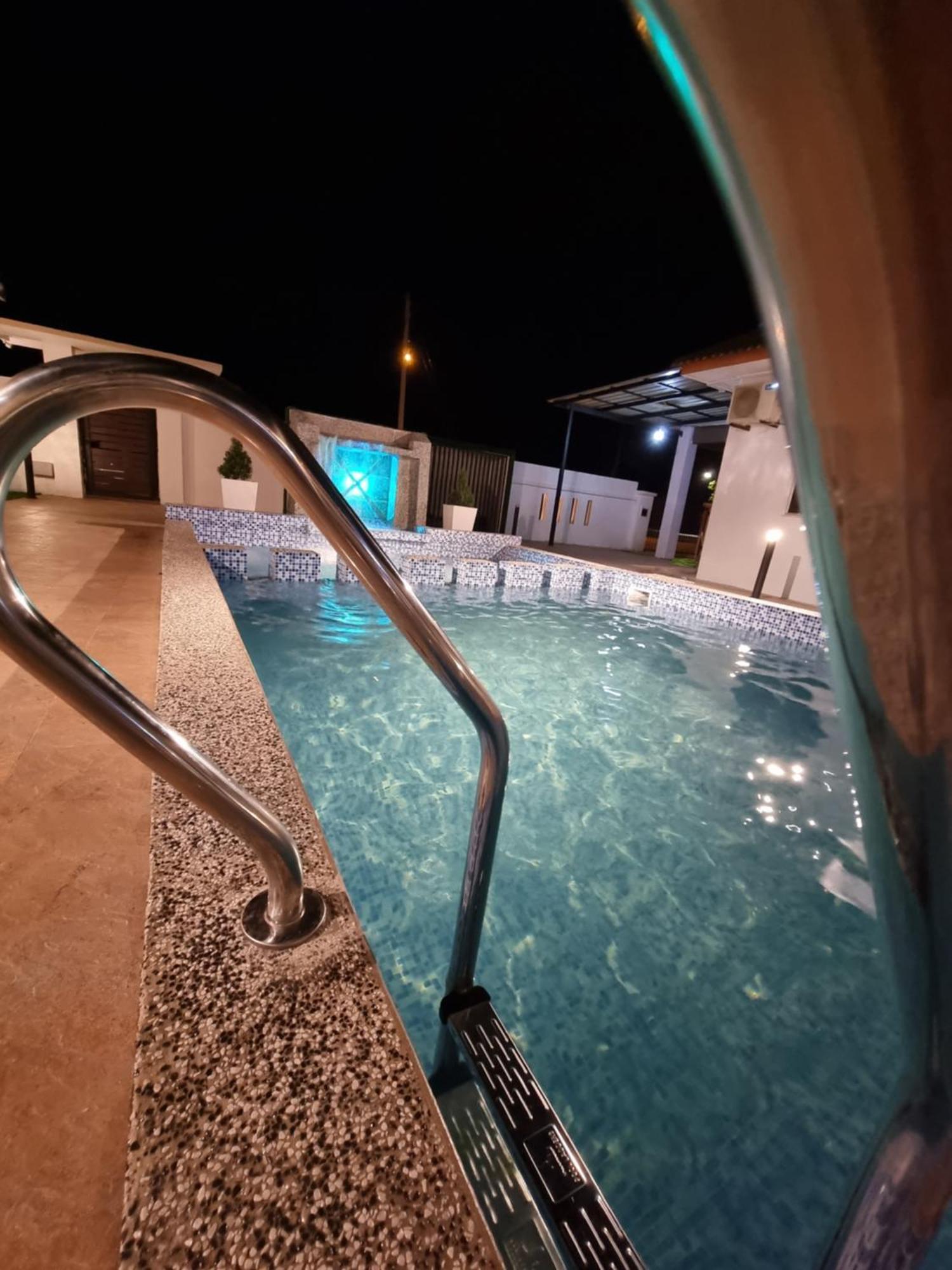 Homestay Anzra Home2stay Kerteh
