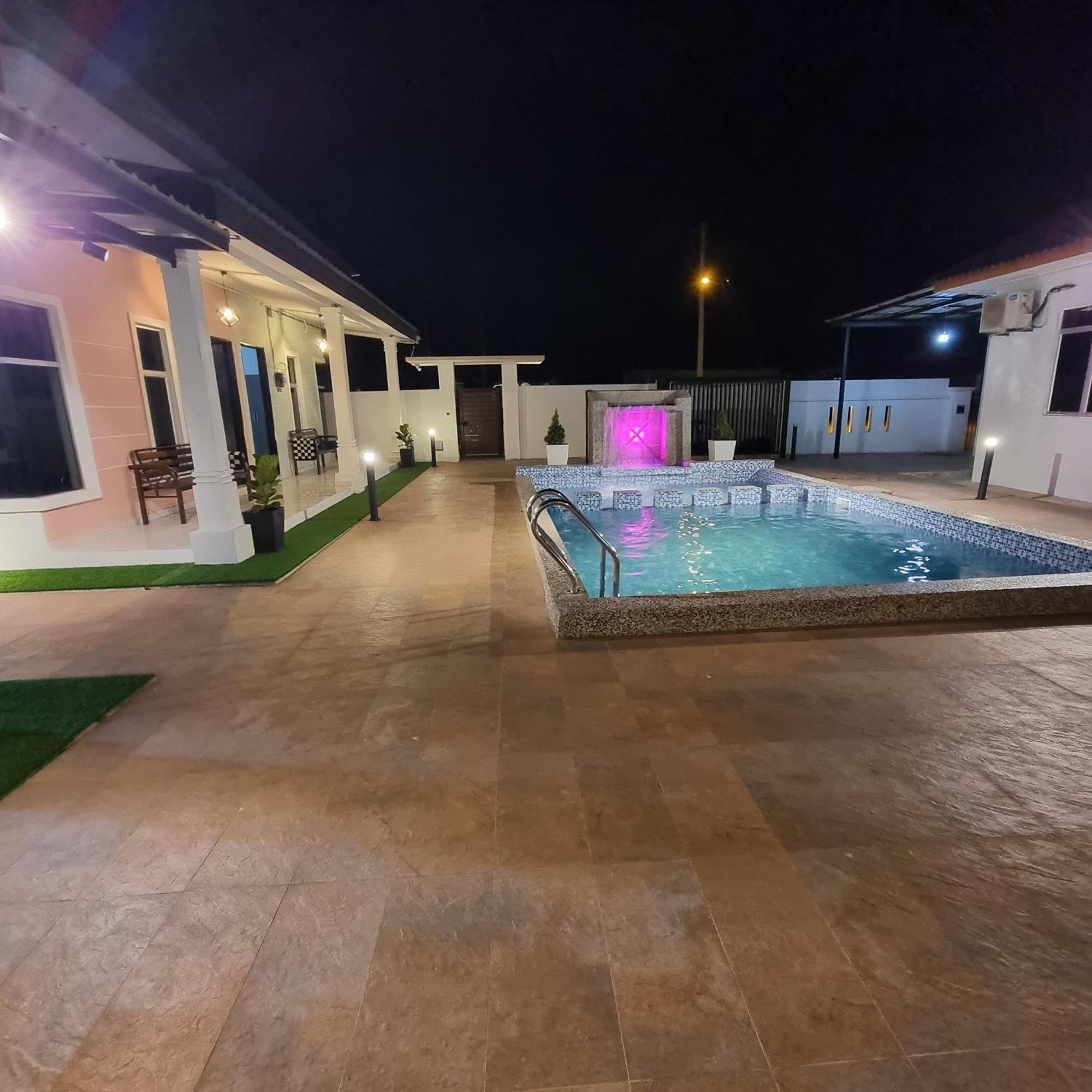 Anzra Home2stay Homestay Kerteh